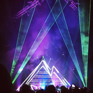 hillsong concert pyramid