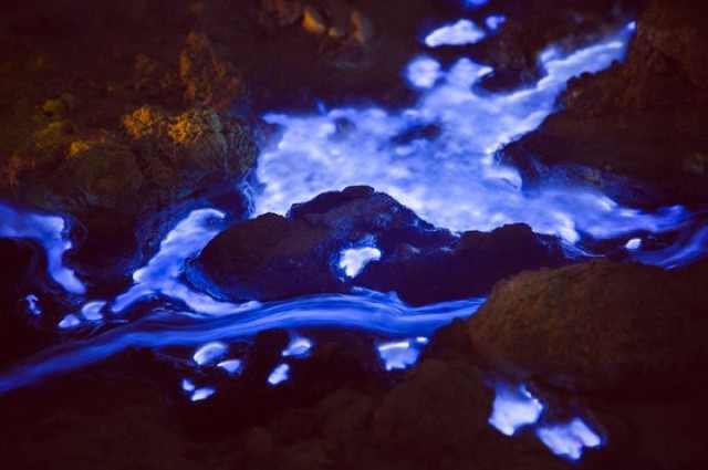 Spectacular Neon Blue Lava Pours From Indonesia's Kawah Ijen Volcano